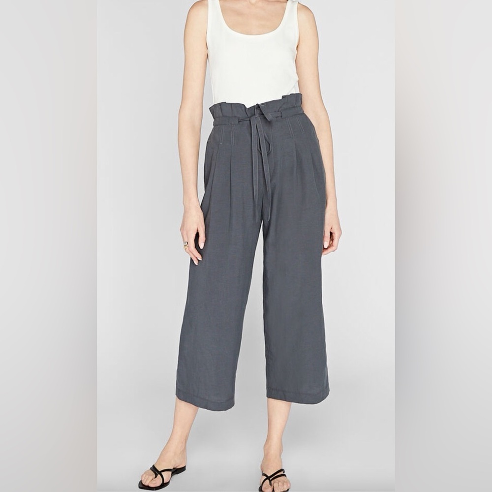 Like new- Club Monaco -Anreannah Wide Leg Pant- size 10
